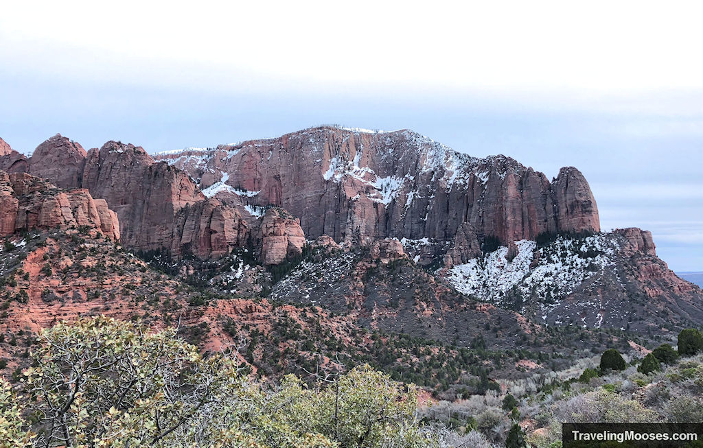 Kolob Canyon – a perfect road trip stop in Utah (off I-15)